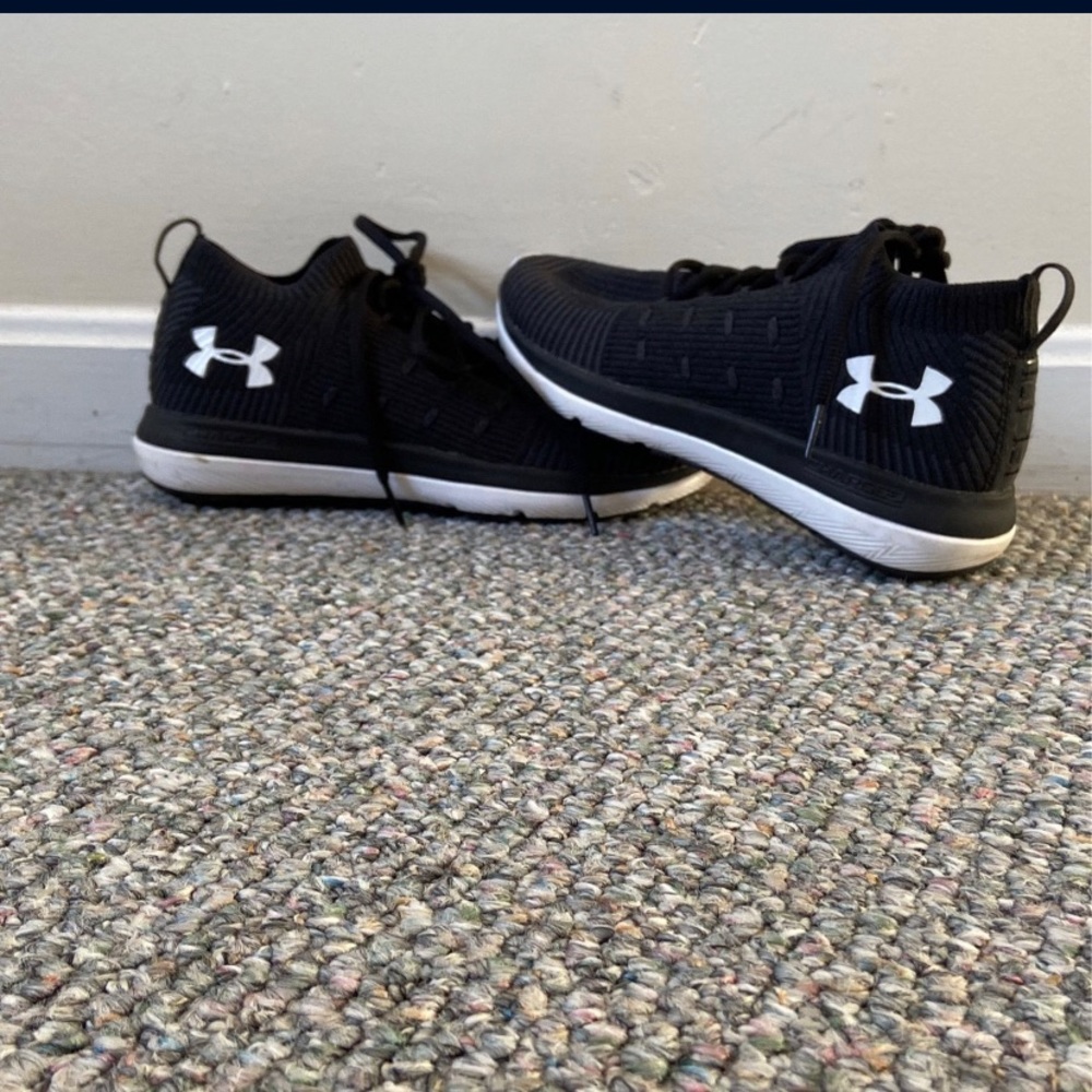 Black and White Under Armor shoes (Need gone asap)